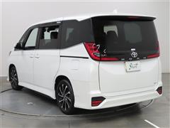 ノア HEV S-Z