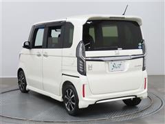 N-BOXカスタムG L Hセンシング