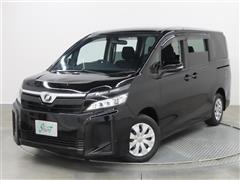 トヨタ　ヴォクシー X