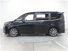 ヴォクシー HEV S-Z