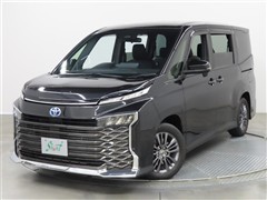 トヨタ ヴォクシー HEV S-G 8ニン