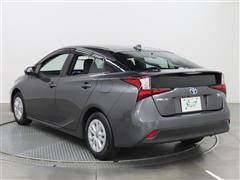 プリウス S セーフティプラス2