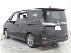 ヴォクシー HEV S-G 8ニン