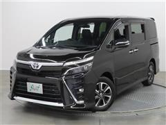 トヨタ ヴォクシー ZSキラメキ3 8ニン
