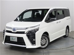 トヨタ ヴォクシー HEV ZSキラメキ2