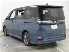 ヴォクシー HEV S-G 8ニン