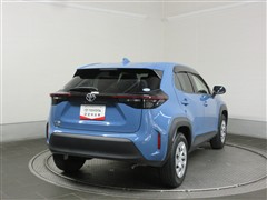 ヤリスクロス X