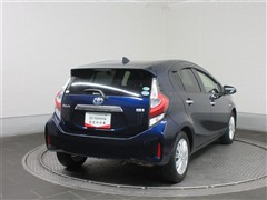 アクア Sスタイルブラック