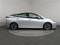 プリウス A ツーリングセレクション