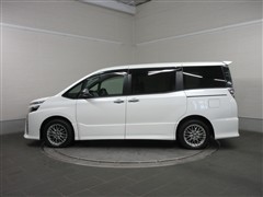 ヴォクシー HV ZSキラメキ3