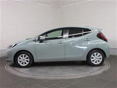 アクア Z
