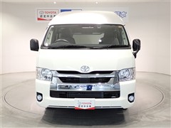 ハイエースバン デラックス