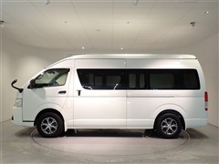 ハイエースバン デラックス