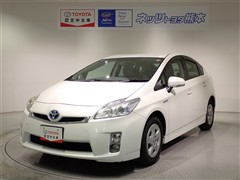 トヨタ プリウス S