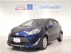 トヨタ　アクア S