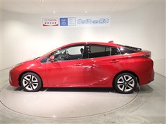 プリウス A ツーリングセレクション