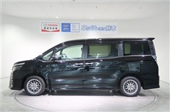 ヴォクシー ハイブリッド ZS