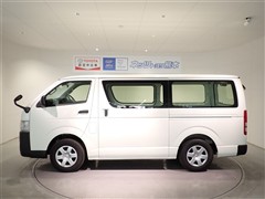 ハイエースバン デラックス
