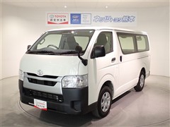 ハイエースバン デラックス