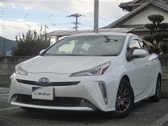 プリウス S セーフティプラス2