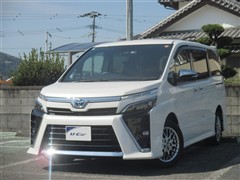 トヨタ ヴォクシー HV キラメキ3