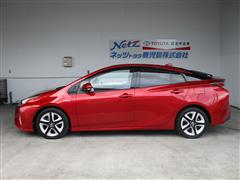 プリウス A プレミアムツーリング