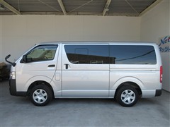 ハイエースバン DX