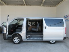 ハイエースバン DX