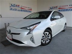 トヨタ プリウス A