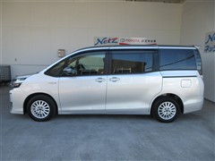 ヴォクシー HEV V