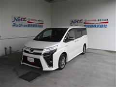 トヨタ ヴォクシーHV ZS キラメキ2