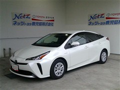 トヨタ プリウス S