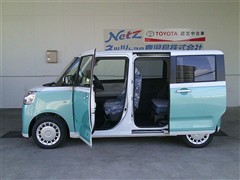 ムーヴキャンバス ストライプス X