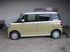 ムーヴキャンバス ストライプス X