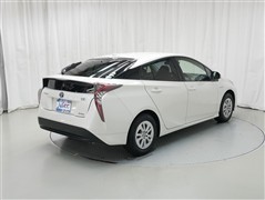 プリウス S セーフティプラス