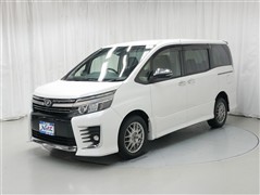 トヨタ　ヴォクシー ZSキラメキ2