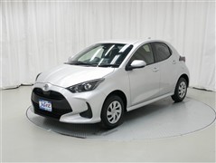 トヨタ　ヤリス X