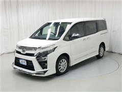 トヨタ ヴォクシー ZS キラメキ2