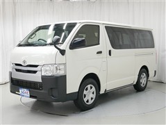 トヨタ レジアスエースバン DX