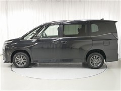 ヴォクシーHEV S-Z