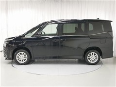 ヴォクシーHEV S-Z