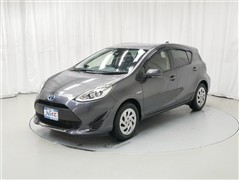 トヨタ　アクア G