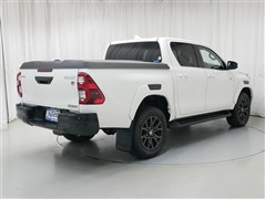 ハイラックス Z GRスポーツ