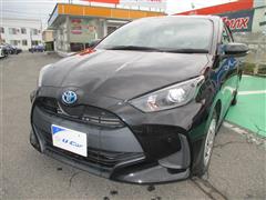 ヤリス ハイブリッド X