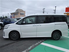 ヴォクシー ZS