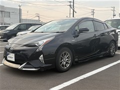 トヨタ プリウス A ツーリングセレクション