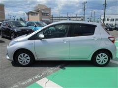 ヴィッツ ハイブリッド F