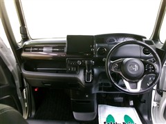 N-BOX カスタムG LターボHS