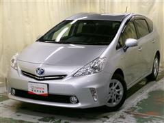 *プリウスアルファ S