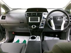 *プリウスアルファ S